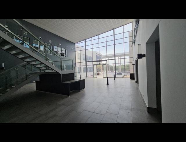 BUSINESS PROPERTY TO RENT IN ALLANDALE